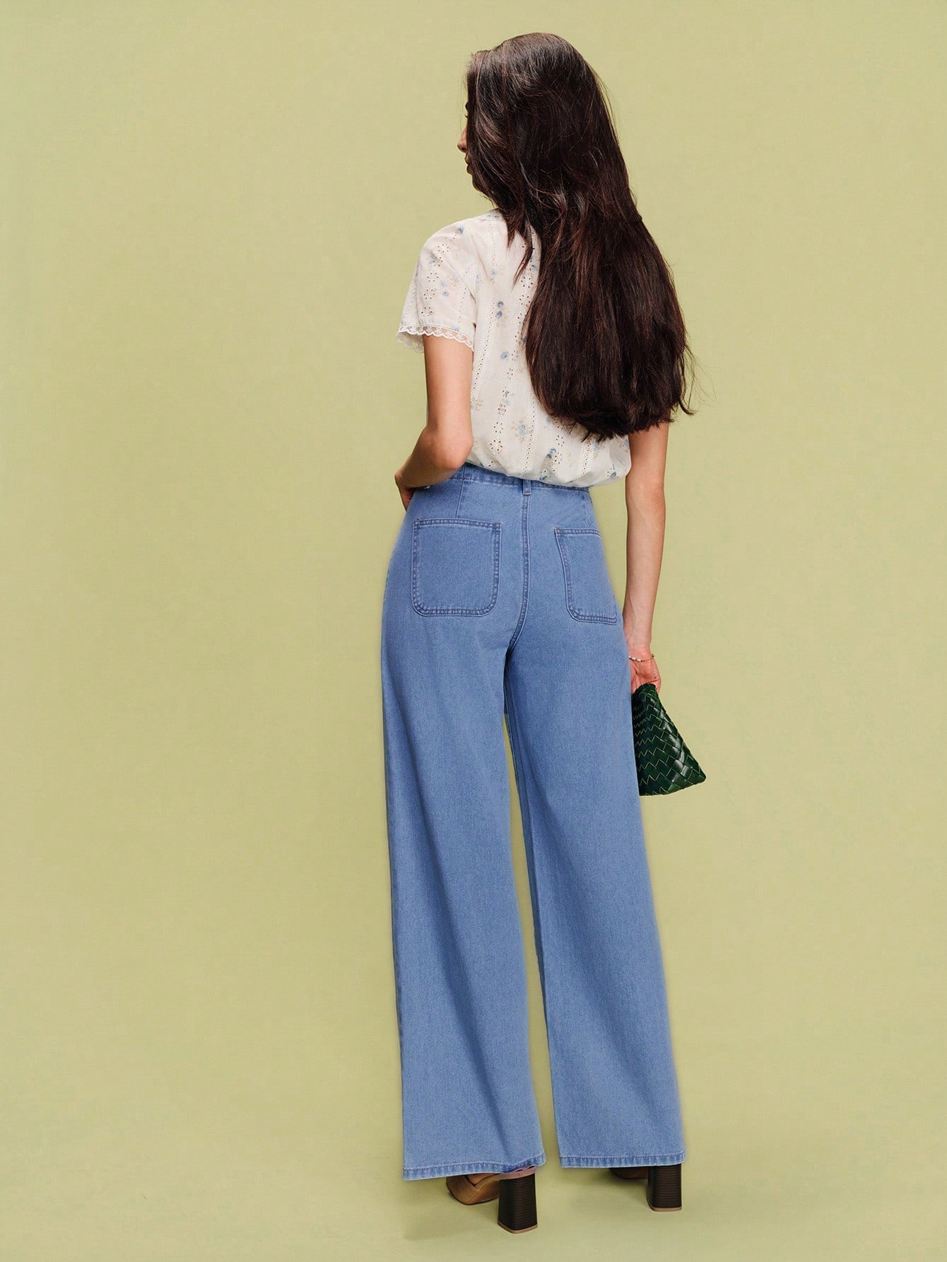 ワイドレッグデニム ミッドライズジーンズ フロントパッチポケット付き、春夏フレンチスタイル パリジャンスタイル ヴィンテージジーンズ シックなパンツ お出かけ用