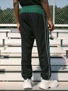 EVRINFINITE Pantalones de dos tonos con cinta de contraste y parche para hombres - Multicolor - Ver 2