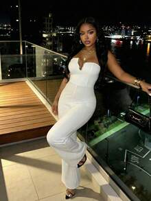 Slaydiva Mùa xuân mới, Lễ hội âm nhạc mùa xuân và mùa hè, Ngày lễ tình nhân, Lễ Phục sinh, Mùa cưới, Mùa lễ hội, Phong cách thường ngày và thanh lịch, Đi làm, Mặc hàng ngày, Trang phục công sở, Kỳ nghỉ, Tiệc tùng, Du thuyền, Tiệc tùng, Cơ bản, Hẹn hò hàng ngày, Cổ chữ V, Viền kim loại, Khuy cài, Không dây đeo vai, Dáng ôm, Quần ống loe trắng, Quần siêu dài, Bộ áo liền quần nữ -Z - trắng - Xem 3