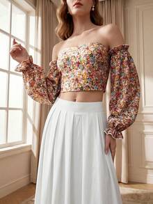 Suri Mira Blusa corta elegante con hombros descubiertos y estampado floral diminuto - Multicolor - Ver 8