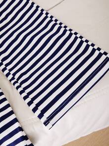 SHEIN Bộ đồ trẻ em Casuvi 2 món gồm áo thun tay ngắn cổ polo kẻ sọc và quần ống rộng dệt kim cho bé gái, phong cách retro Mỹ thường ngày, thích hợp mặc hàng ngày vào mùa xuân/hè. - Màu xanh hải quân - Xem 7
