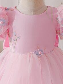 SHEIN Glamorique Kids 女婴生日派对婚礼节日礼服，粉色刺绣薄纱蓬蓬公主裙，带3D蝴蝶结 - 粉色 - 查看 5
