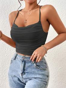 SHEIN Essnce Camiseta de tirantes cruzados plisada de unicolor, versátil y minimalista, para uso diario y vacaciones de verano de las mujeres - Gris Oscuro - Ver 4