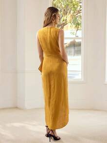 MOTF PREMIUM Đầm nữ cổ chữ V, chất liệu 100% linen, kiểu dáng vạt chéo, thích hợp cho hẹn hò và nghỉ dưỡng, mùa xuân/hè. - màu nâu - Xem 3