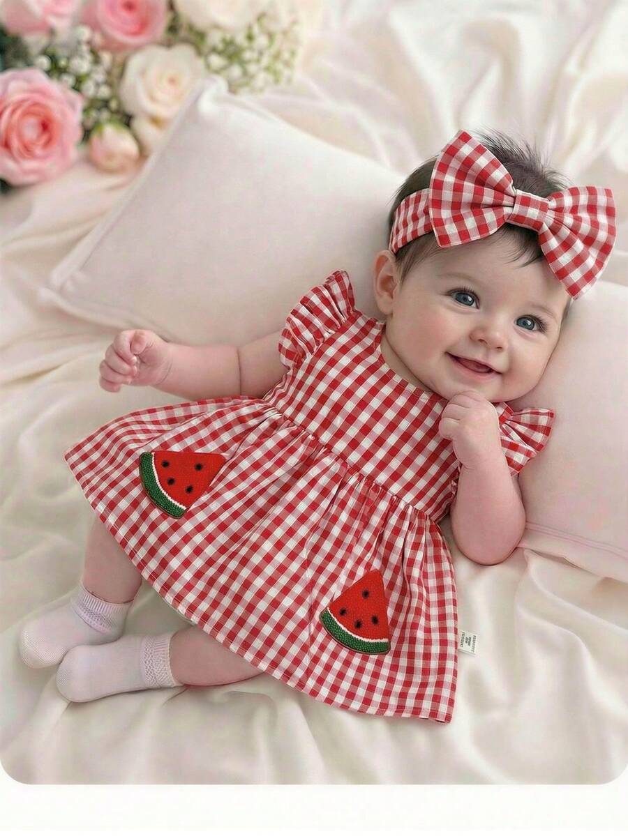 SHEIN Newborn Baby Girl Cute Casual Red & White Plaid Strawberry Pattern Dress,Kids - Multicolor - View 1