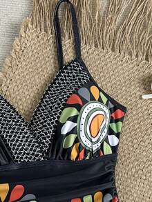 Swim Lushoire Bộ bikini nữ mùa hè 2026 mới, màu đen, chất liệu dệt, phối dây, cổ chữ V sâu, dây mảnh, hở lưng, họa tiết trừu tượng, xếp ly, cạp cao. - Nhiều màu - Xem 5