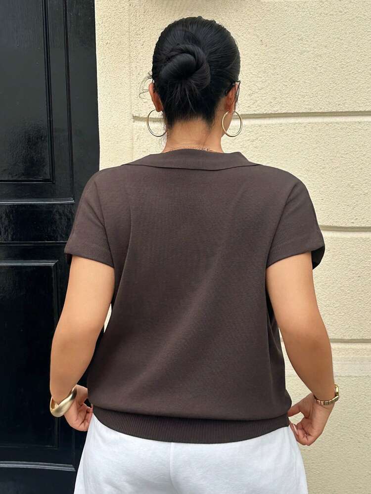 Dazy Plus Plus Size Women Casual Loose Solid Color Half-Placket Short Sleeve Knit Top, Suitable For Spring/Summer Commuting