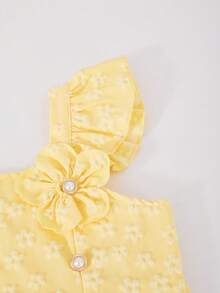 SHEIN 2pcs/Set Tween Girls Sweet Princess Butter Yellow Floral Embroidery Jacquard Vest & Shorts Set,Spring/Summer Ruffle Sleeve Top & Shorts For Wedding - Yellow - View 13