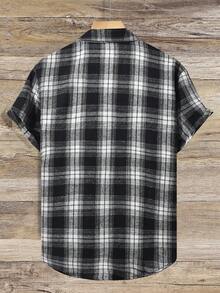Manfinity Homme Kemeja Pria Kasual Motif Kotak-kotak Kancing Depan Lengan Pendek, Musim Panas - Hitam dan Putih - View 2