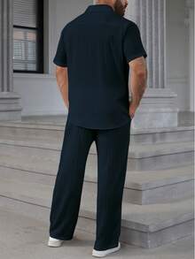 Manfinity Homme Conjunto de 2 piezas de camisa y pantalones de unicolor casual para hombres de talla grande, para verano - Azul Marino - Ver 2