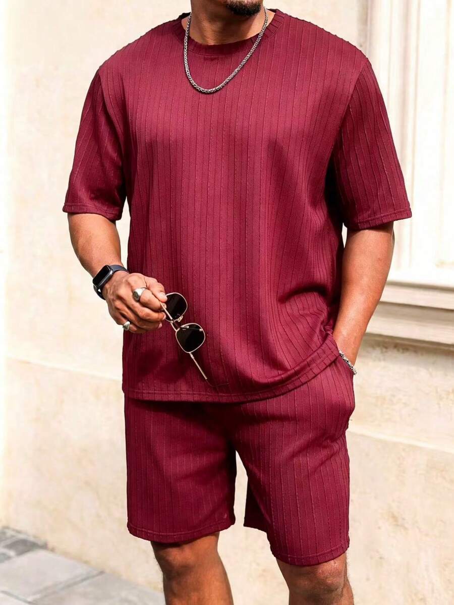 Manfinity Homme Conjunto de camiseta casual holgada de manga corta y cuello redondo de unicolor para hombres de talla grande - Burdeos - Ver 1