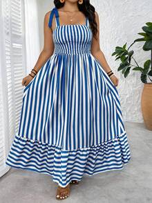 SHEIN Tall CURVE Gaun Liburan Wanita Ukuran Besar dengan Tali Bahu Tipis Bergaris - Biru - View 5