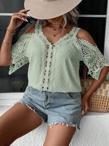 SHEIN Clasi Plus Size Lace Patchwork Solid Color Hollow Out Casual Vacation Shirt - Mint Green - View 4