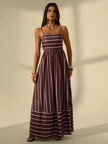 SHEIN Tall Đầm hai dây kẻ sọc dáng suông thoải mái cho nữ, đầm maxi chữ A cạp cao kẻ sọc phối màu, đầm slip màu nâu, đầm maxi kẻ sọc, đầm kẻ sọc màu nâu hồng, đầm maxi cổ vuông dáng suông kiểu Pháp cổ điển ôm dáng cho nữ, đầm nghỉ hè thanh lịch, đầm thanh lịch cho nữ, đầm đi nghỉ mát, trang phục nghỉ hè. - màu nâu - Xem 4