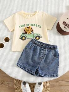 Conjunto de 2 piezas de ropa de verano casual y linda para bebé niño, con camiseta con estampado de león + pantalones cortos de mezclilla azules - Multicolor - Ver 3