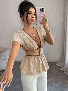 SHEIN Elenzya 优雅夏季度假蓝色条纹深V领性感镂空女式衬衫 - 卡其色 - 查看 7