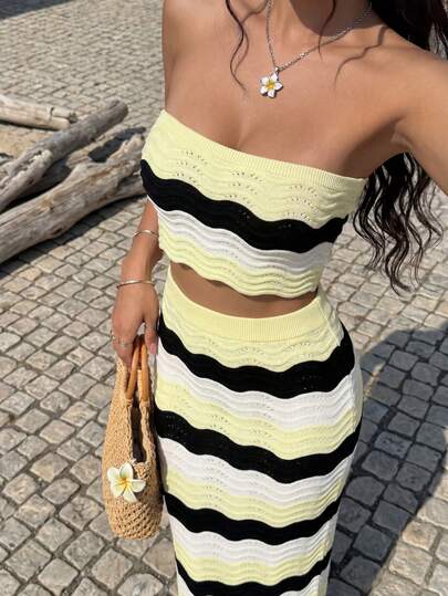 Paquete Conjunto de 2 piezas para Mujer Set Tejido de Dos Piezas para Dama Casual Veraniego Crop Top Strapless Bandou Banda Hombros Descubiertos Sin Mangas Corto Falda a la Rodilla Elástica Ajustable Cómodo Fresco Ligero Moderno Juvenil Playa Calor Primavera Verano Atemporal Calidad Premium Semi Transparente Estampado Gráfico Ondas Textura SIN FORRO Sexy Bohemio