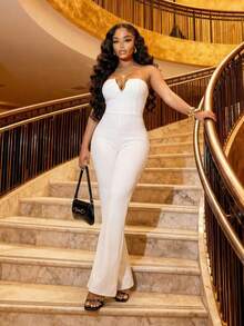 Slaydiva Mùa xuân mới, Lễ hội âm nhạc mùa xuân và mùa hè, Ngày lễ tình nhân, Lễ Phục sinh, Mùa cưới, Mùa lễ hội, Phong cách thường ngày và thanh lịch, Đi làm, Mặc hàng ngày, Trang phục công sở, Kỳ nghỉ, Tiệc tùng, Du thuyền, Tiệc tùng, Cơ bản, Hẹn hò hàng ngày, Cổ chữ V, Viền kim loại, Khuy cài, Không dây đeo vai, Dáng ôm, Quần ống loe trắng, Quần siêu dài, Bộ áo liền quần nữ -Z - trắng - Xem 4