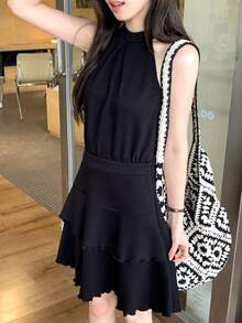 DAZY Vestido mini de verano para mujer con cuello halter, unicolor minimalista, con doble volante en el bajo, para vacaciones - Negro - Ver 4