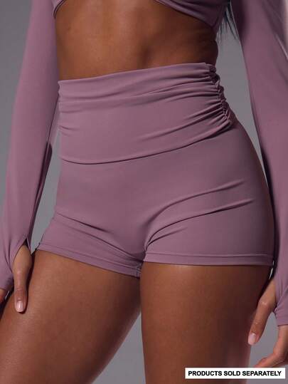 Musera Sport Quần short thể thao dáng ngắn xếp ly cạp gập, thích hợp tập luyện, tập gym, pilates, thể dục, mặc hàng ngày, màu dâm bụt.
