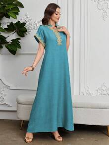 Al Najma Đầm thanh lịch cổ tàu thêu hoa tay raglan - Màu xanh lam - Xem 4
