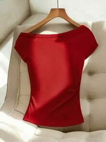 Franclia Women's Asymmetric Neck T-Shirt With Twisted Metal Decor - Red - View 2