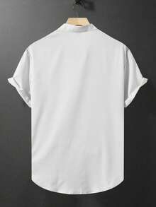 Manfinity CasualCool 男士印花单排扣休闲短袖衬衫 男士时尚衬衫 男装 男士衬衫 - 彩色 - 查看 2