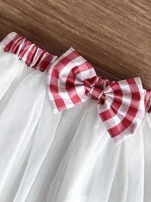 SHEIN Bộ áo thun và chân váy kẻ caro dễ thương cho bé gái, cổ áo bất đối xứng. - Đỏ - Xem 5