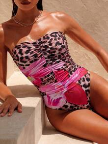 Swim Vcay Women's Solid Color Ruched Bandeau One-Piece Swimsuit, Beach Summer Outfits - Multicolor - View 1