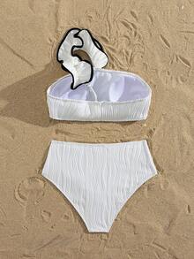 Bộ đồ bơi Swim Chiccia màu be, chất liệu vải gợn sóng, kiểu dáng trễ vai, phối họa tiết hoa đen trắng, gồm 2 mảnh, thích hợp cho kỳ nghỉ hè, đi biển, phong cách thanh lịch dành cho nữ. - Đen và trắng - Xem 2
