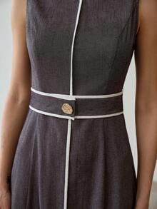 MOTF PREMIUM V-NECK SLEEVELESS CONTRAST TRIM DESIGN WOMEN'S MID-LENGTH DRESS, SPRING/SUMMER - Navy Blue - View 2