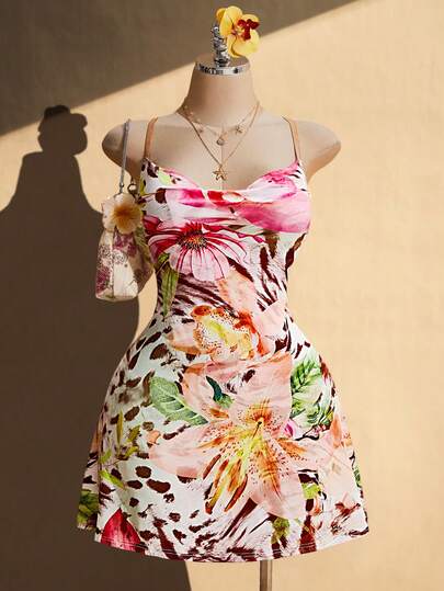 SHEIN ICON 大码修身亮片丝绒露背收腰迷你连衣裙