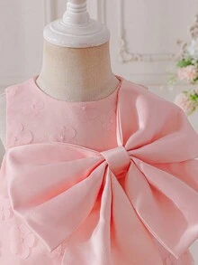 SHEIN Glamorique Kids 女婴公主裙，粉色公主裙，粉色3D立体花朵网纱裙，前襟蝴蝶结装饰，A字裙，可爱，生日派对，婚礼，节日，正式场合，花童，中东，欧美，粉色连衣裙，派对连衣裙，幼儿连衣裙，蝴蝶结连衣裙，女婴连衣裙，婴儿派对连衣裙，粉色婴儿连衣裙，花朵刺绣连衣裙，女婴派对连衣裙，女婴蝴蝶结连衣裙，女婴派对服装 - 粉色 - 查看 6