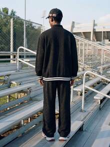 EVRINFINITE 男士时尚撞色条纹夹克和裤子套装，秋季服装 - 黑色 - 查看 2