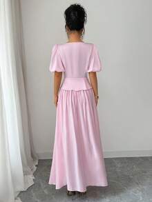 Modelyn Bộ 2 món: Áo và chân váy vải bóng họa tiết hoa 3D màu hồng. - Hồng - Xem 2