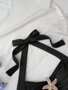 SHEIN 少女连衣裙，春夏新款，适合海滩度假，优雅纹理面料，露背系带，正面褶皱金属装饰，多层荷叶边下摆，俏皮迷你裙 - 黑色 - 查看 3