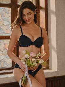 Lowkey Lull Women's Black Push Up Bra With Contrast Lace Detail - Black - View 7