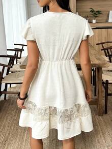 Louniche Vestido corto de mujer con cuello en V profundo, mangas con volantes, encaje texturizado y corte calado, para vacaciones y uso casual en primavera/verano - Albaricoque - Ver 2