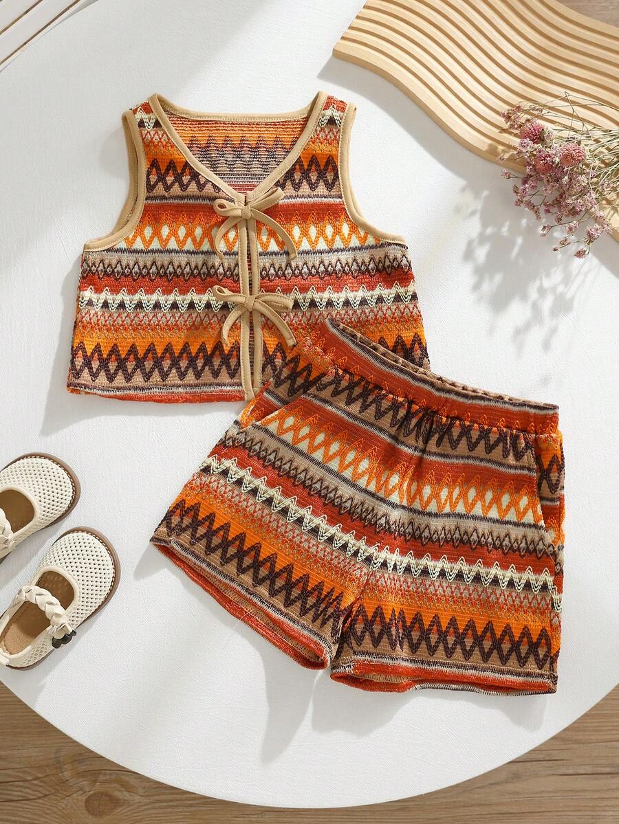 SHEIN 2pcs Setelan Atasan Tank Top dan Celana Pendek Rajut Bergaris Leher Bulat untuk Anak Perempuan, Cocok untuk Liburan Keluarga di Musim Panas, Sesuai untuk Perjalanan, Aktivitas Luar Ruangan, dan Pesta Pantai