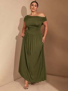 SHEIN Tall CURVE 大码女式优雅百搭弹力面料黑色连衣裙，适合日常穿着、派对、露肩等场合，适合大码女性，A字型长裙 - 軍綠色 - 查看 7