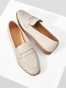 Dance White