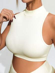 SHEIN 孕妇纯色立领无袖上衣和短裤休闲运动套装 - 杏色 - 查看 10