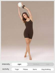 SHEIN GLOWMODE X Marika Sila 6英寸 FeatherFit™ 塑身连体衣，可调节肩带，适合收腹、低强度运动、瑜伽等日常穿着，夏季款 - 巧克力棕 - 查看 6