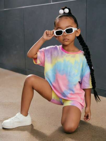 SHEIN Young Girl Casual Round Neck Drop Shoulder T-Shirt And Shorts Set