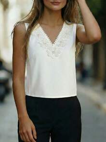 Balvessa White Bamboo Knot Linen 3D Floral V-Neck Sleeveless Blouse For Women - White - View 8