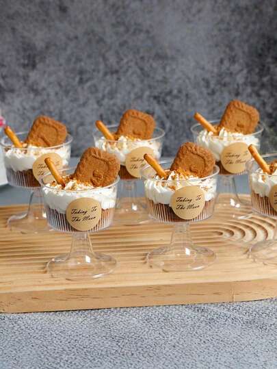 20/50 pièces Coupes à dessert rayées de 110 ml (veuillez confirmer les spécifications et les dimensions avant l'achat). Ces gobelets en plastique pour fête conviennent pour l'espresso, le tiramisu, la crème, le gâteau, etc. Ils sont réutilisables et conviennent pour les anniversaires, les mariages, Halloween, le Nouvel An et les cadeaux de Noël.