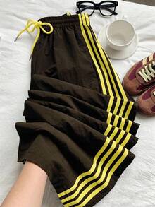 Comfortcana Plus Size Women Contrast Side Stripe Elastic Waist Loose Casual Sports Pants - Brown - View 1