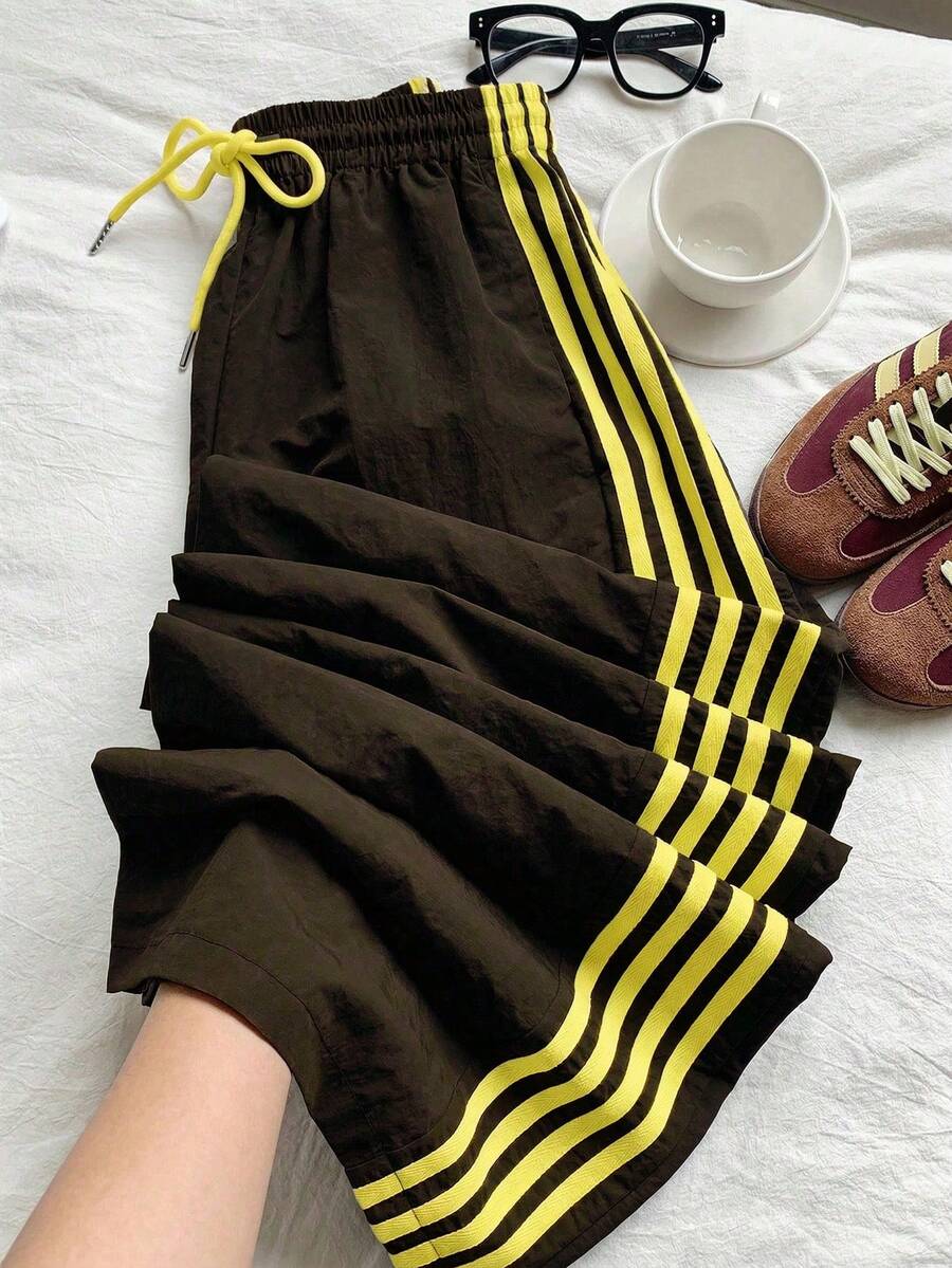 Comfortcana Plus Size Women Contrast Side Stripe Elastic Waist Loose Casual Sports Pants - Brown - View 1
