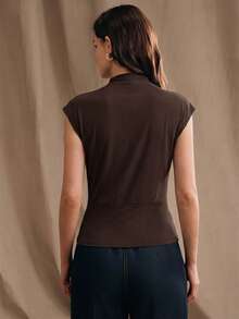 Anewsta Minimalist Design Pleated Drape High Waist Fitted Women Tank Top - Brown - View 7