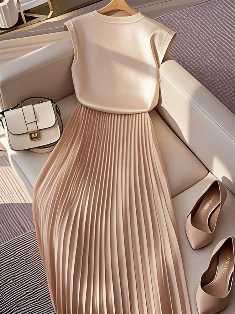 Franclia Conjunto Casual Feminino de Top Regata Estampada de Malha e Saia Plissada 2 Peças, Cor Damasco, Sem Cinto - Multicolorido - Visão 2